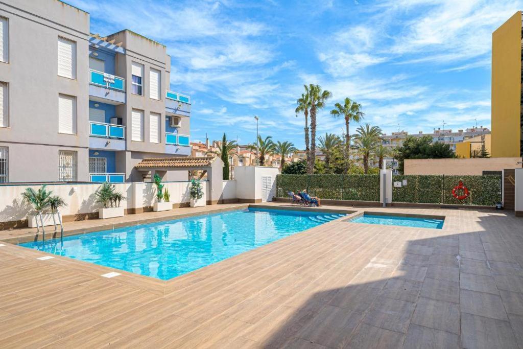 Brilliant Apartment Cibeles Torrevieja Exteriör bild